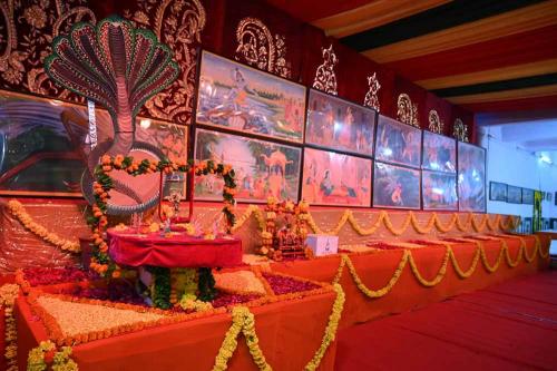 Prominent life event Pictures of Lord Krishna