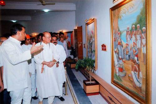 Shri Shankar Singh Waghela Ex. CM of Gujrat visiting picture gallery of Veer Bhawan Museum on Friday, June 10th, 2005